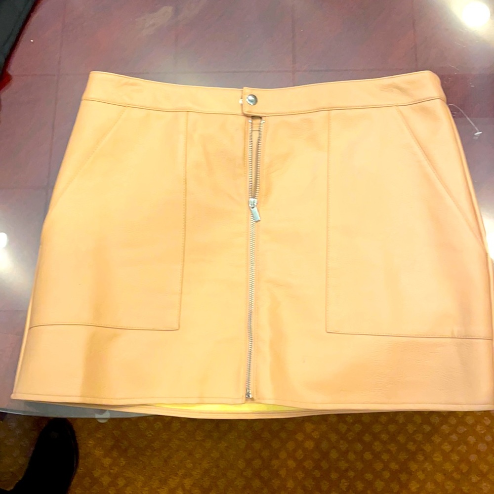 New without Tags Pink BarIII mini skirt size 14